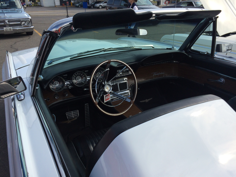 Illustration for article titled Some pics from a classic car meetup in south Etobicoke today...